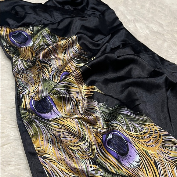 Le Chateau Black and Gold Mini Dress - Picture 3 of 7